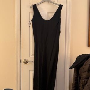 Zara Black Scoop-Neck Midi Dress / Slip
